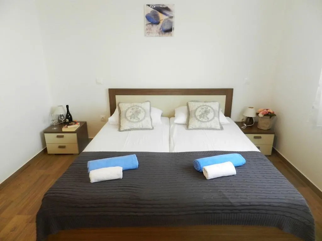 Villa Aura Yourcroatiaholiday Drenje  克罗地亚